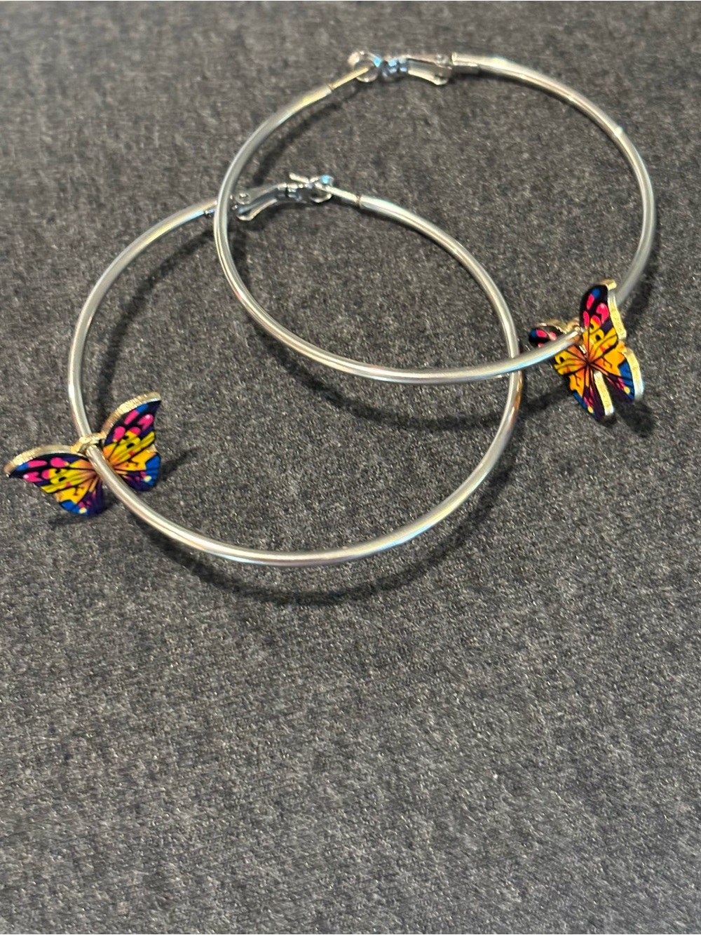 Hoop Earrings with Multicolor Butterfly Charms